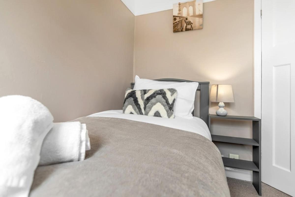 4Br Long Stays Free Parking High Speed Wi-Fi Horsford Extérieur photo